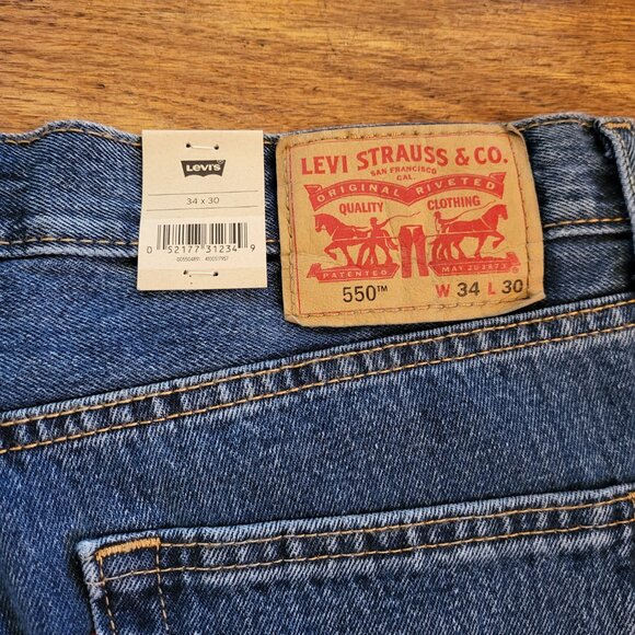 Levi's Men 505 Relaxed Fit Jeans 34 x 30 Straight Leg Zip Up Blue NWT Fashion B3 - Picture 5 of 5
